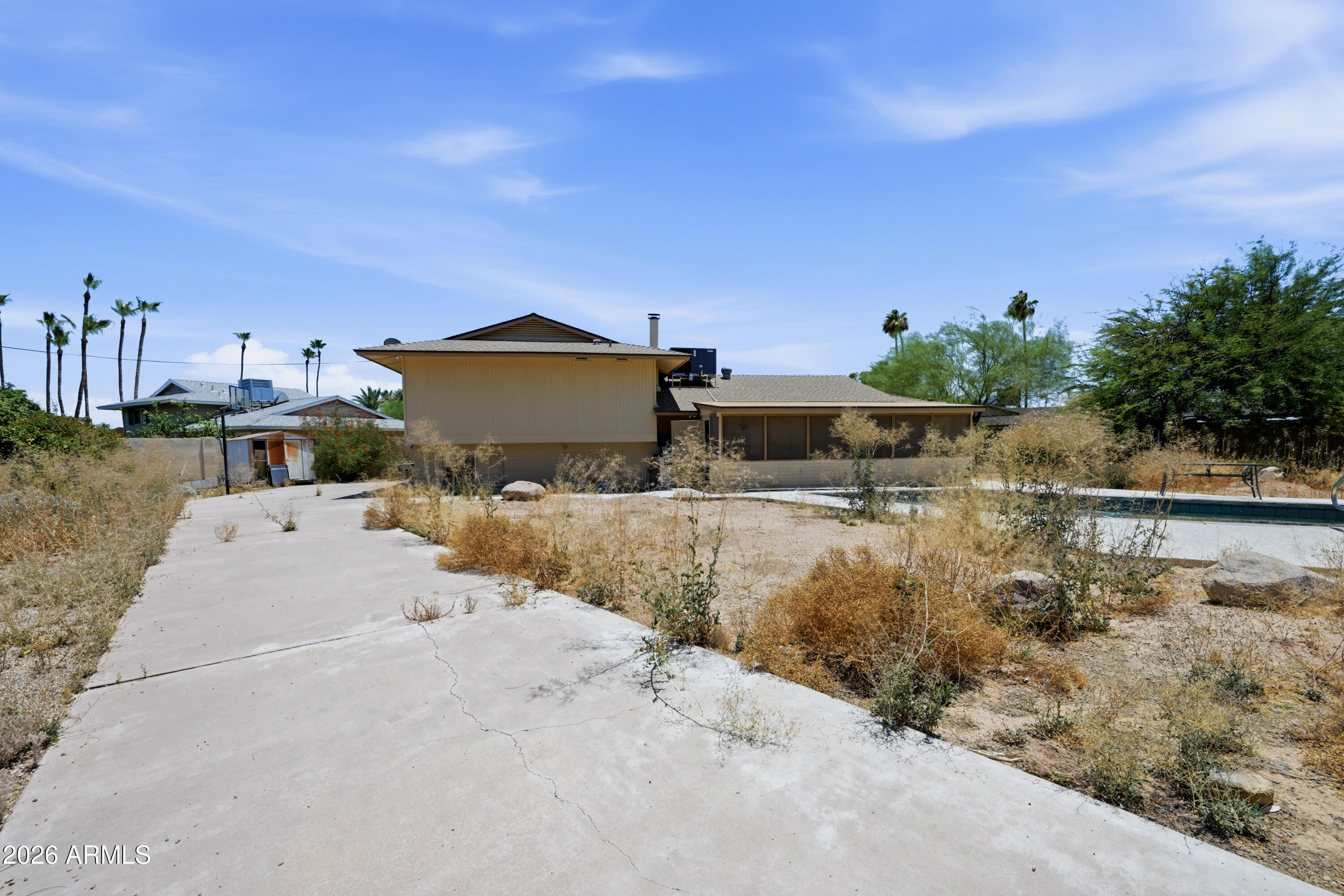 8720 E BONITA Drive