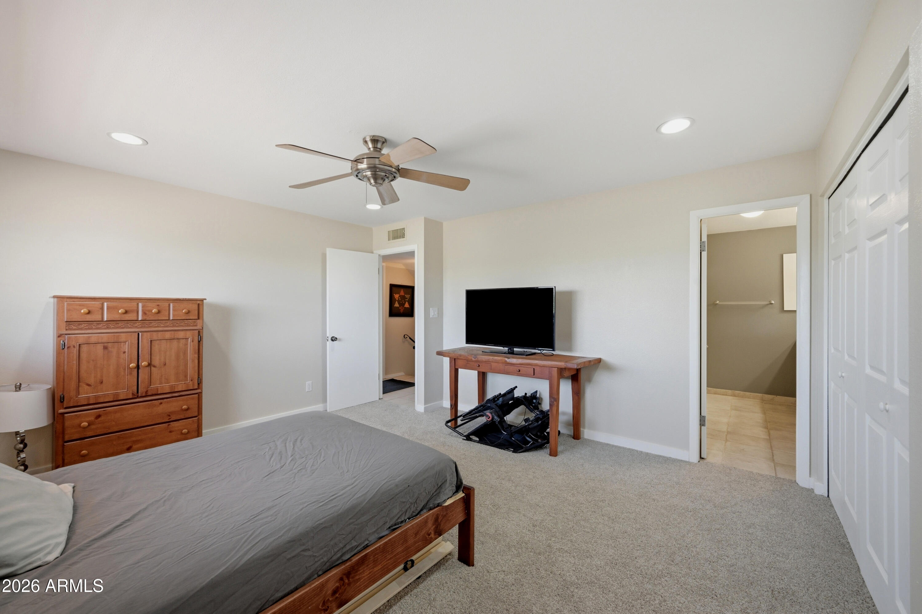 8720 E BONITA Drive