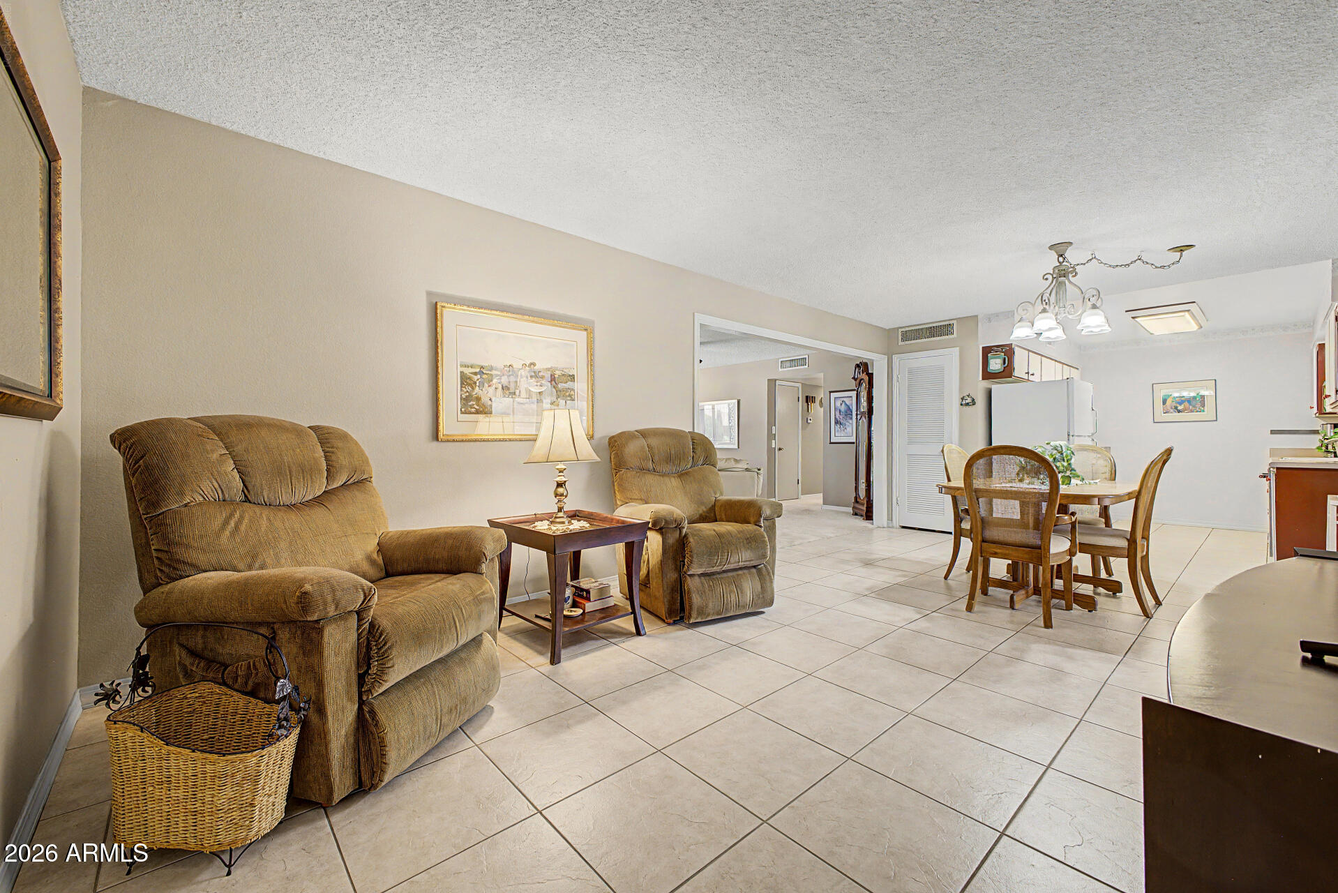 9310 W GLEN OAKS Circle N