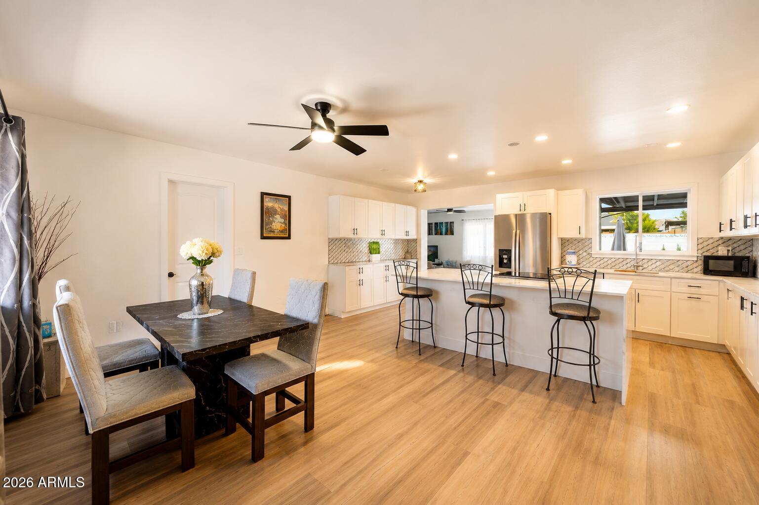 316 E EL CAMINO Drive