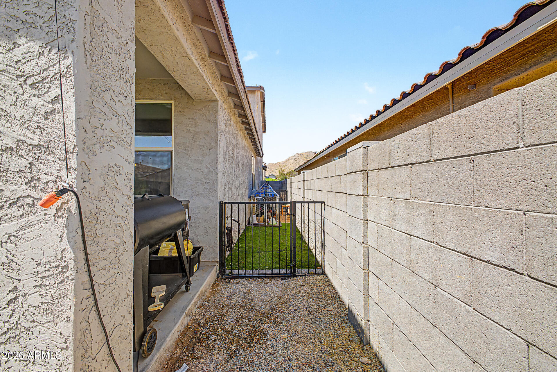 4392 W MOUNTAIN LAURAL Drive