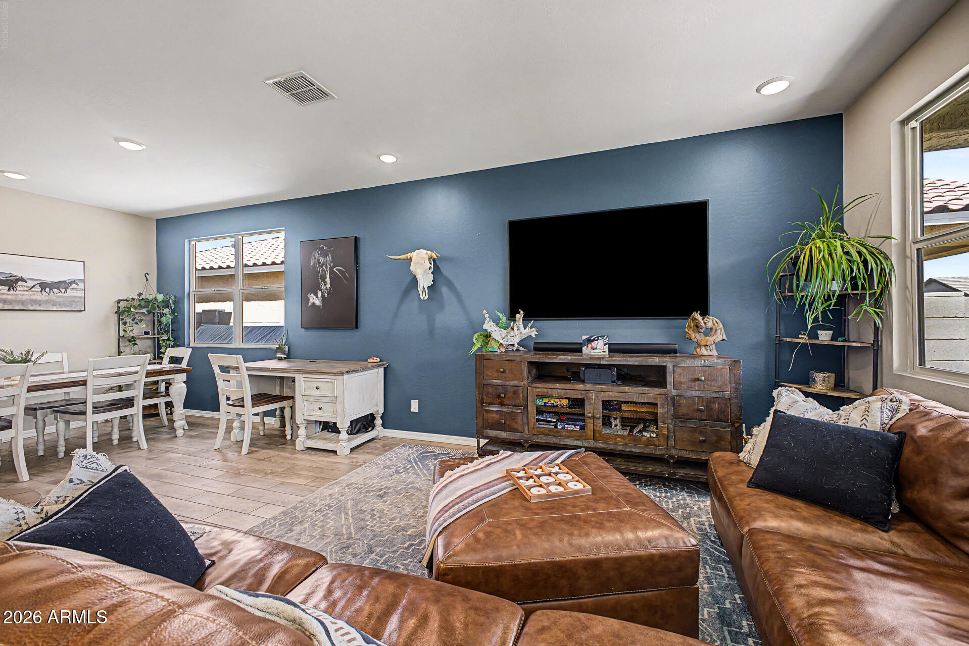 4392 W MOUNTAIN LAURAL Drive