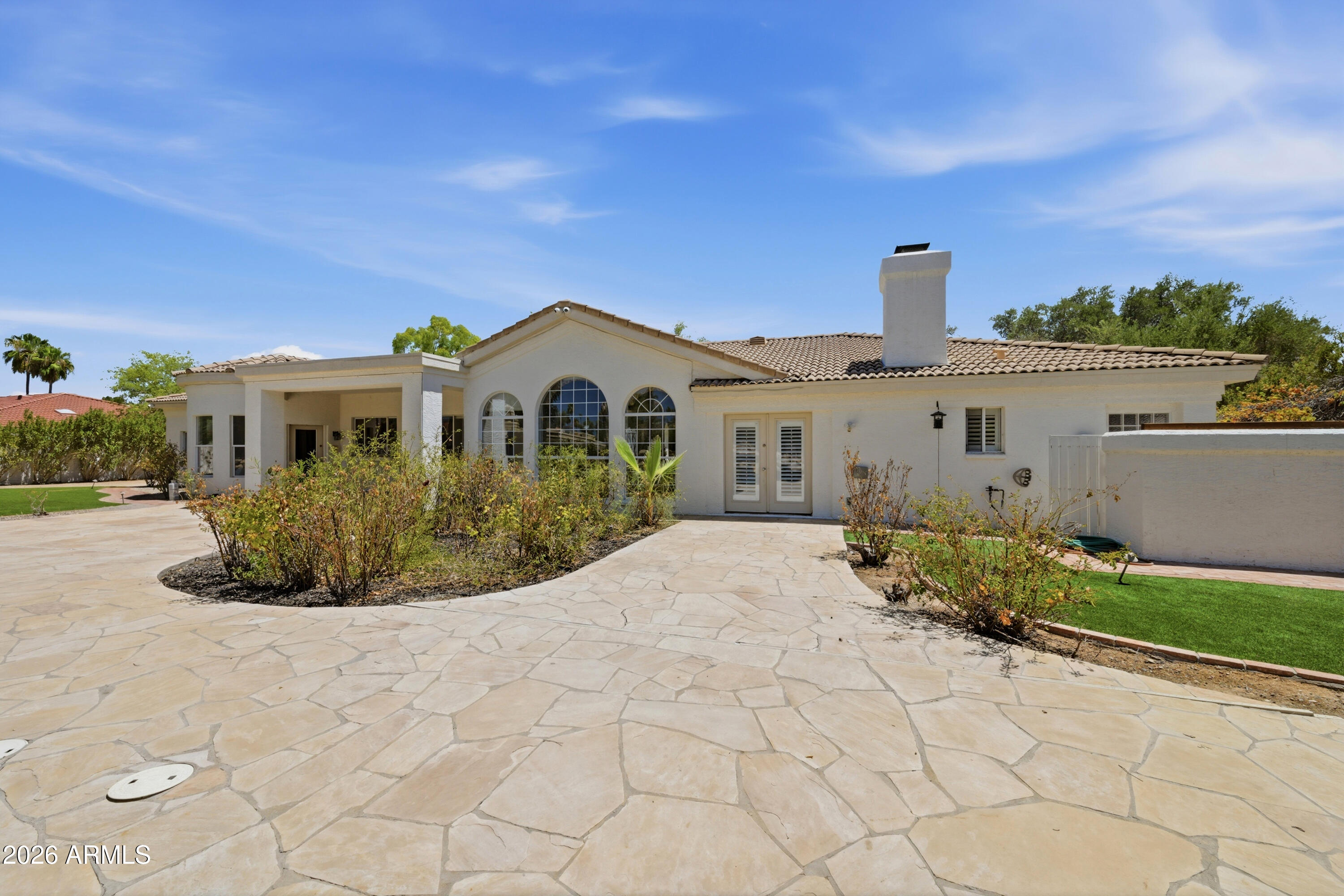 7214 E ROYAL PALM Road