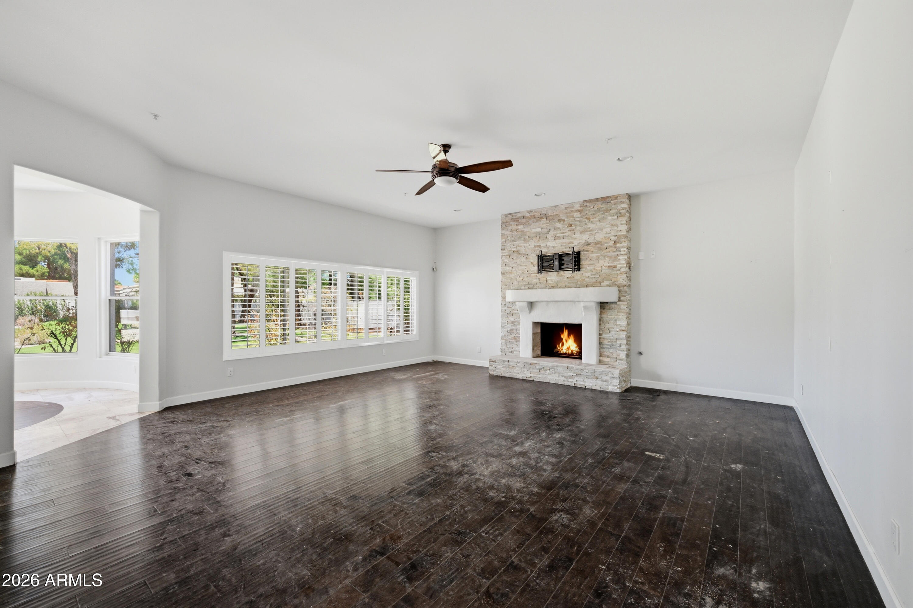 7214 E ROYAL PALM Road