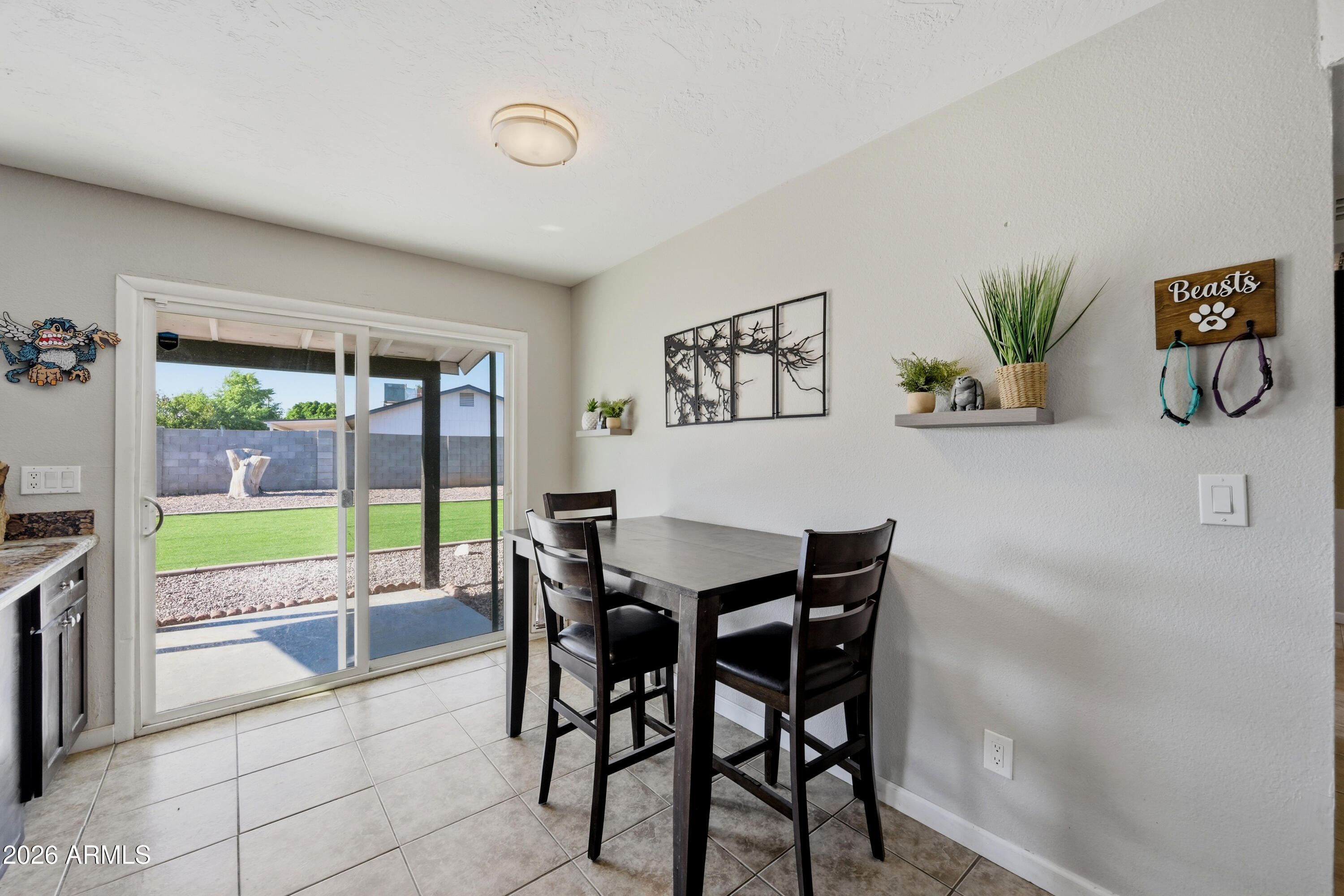 2566 E VILLA RITA Drive