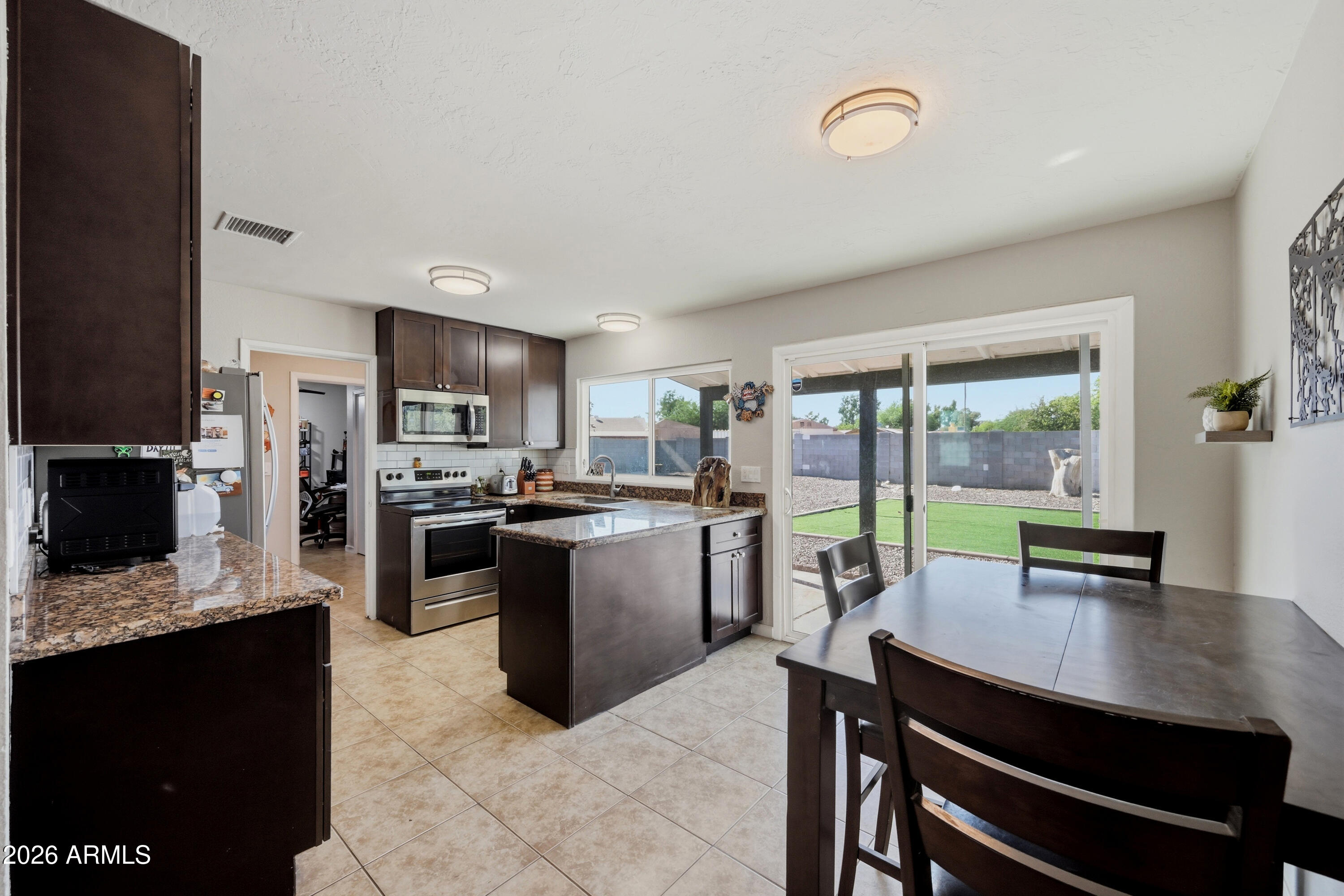 2566 E VILLA RITA Drive