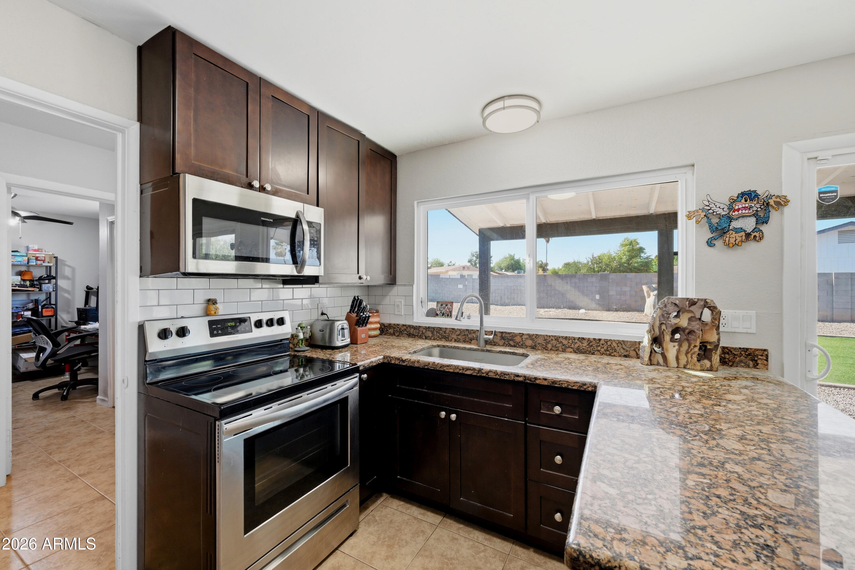 2566 E VILLA RITA Drive