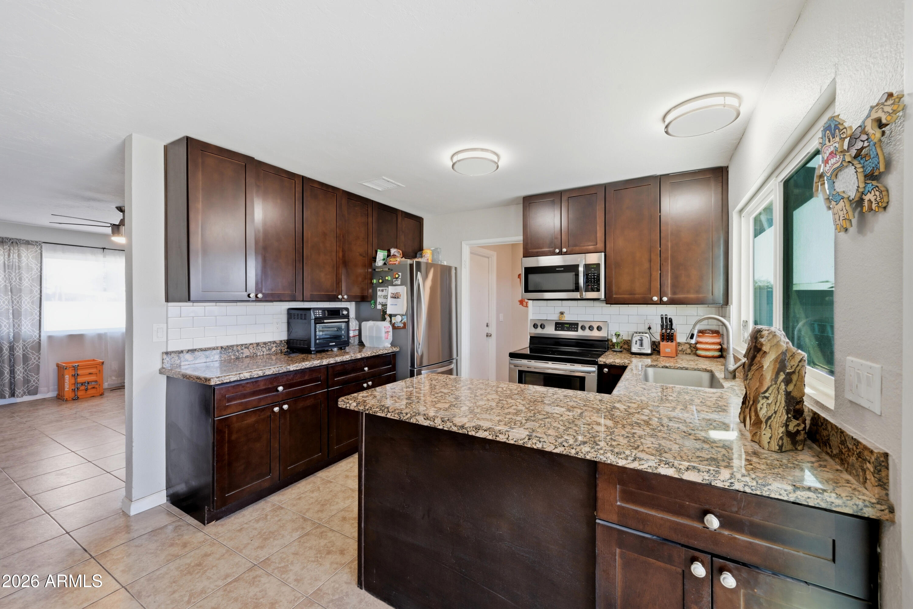 2566 E VILLA RITA Drive