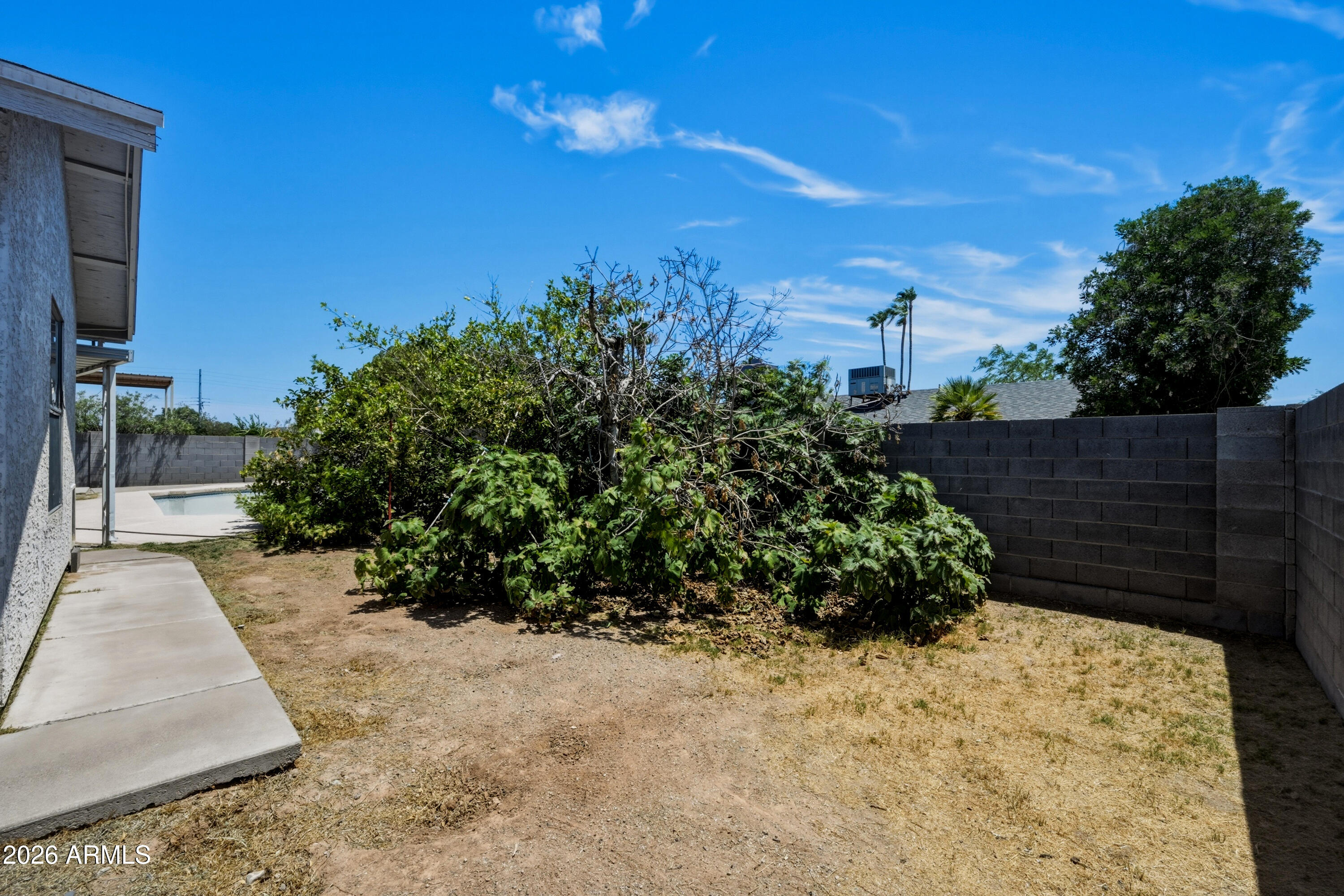 3539 W JOAN DE ARC Avenue