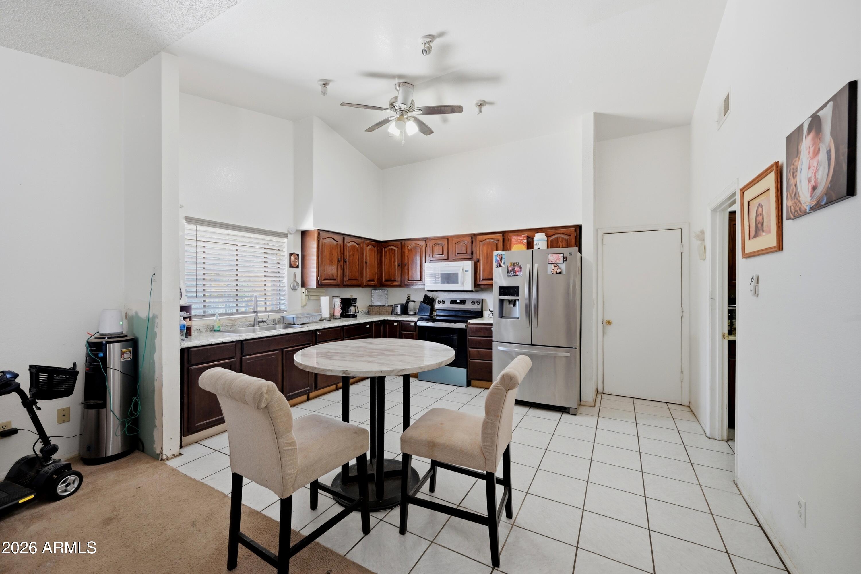 3539 W JOAN DE ARC Avenue