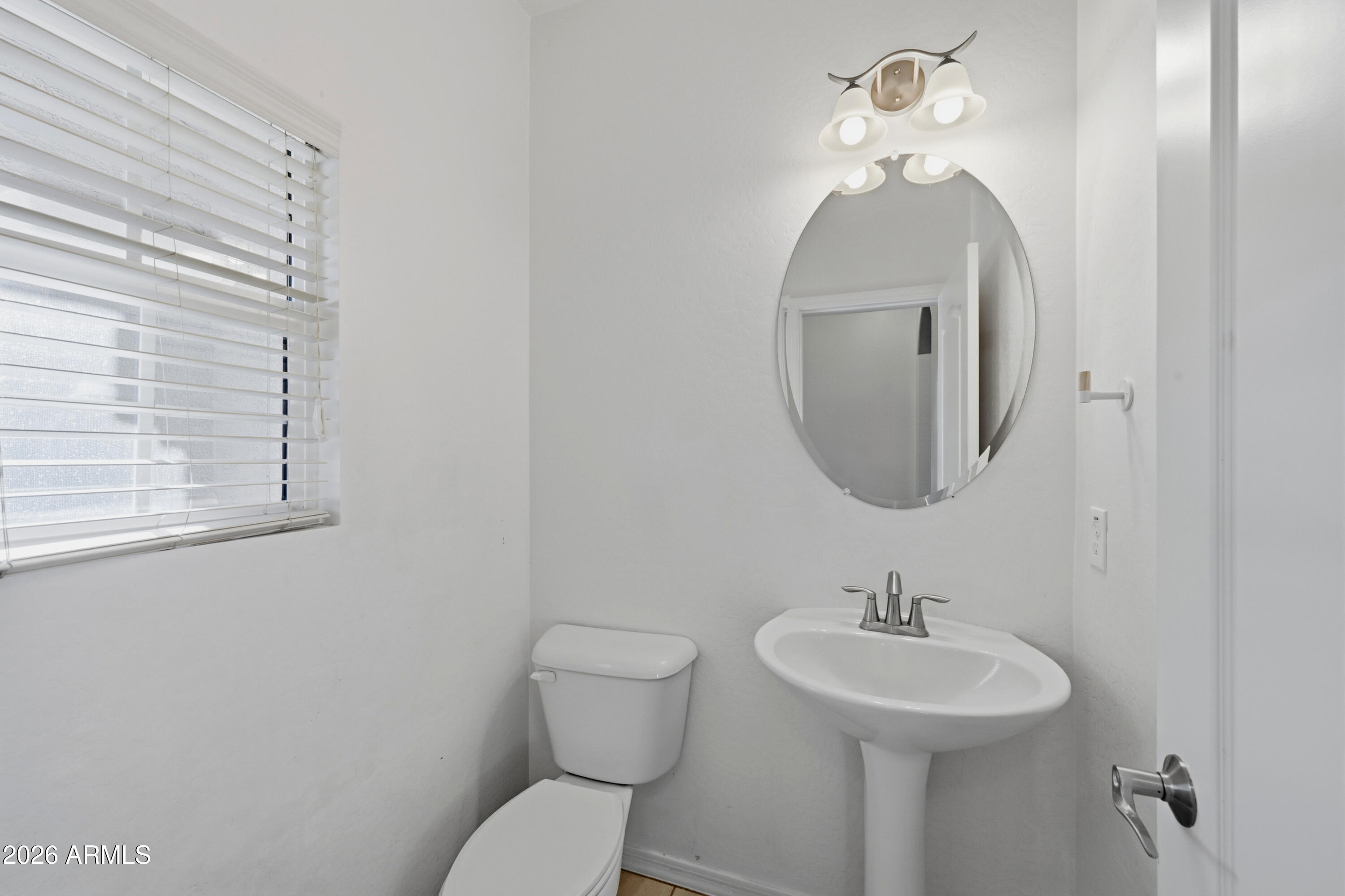 5727 S 35TH Place