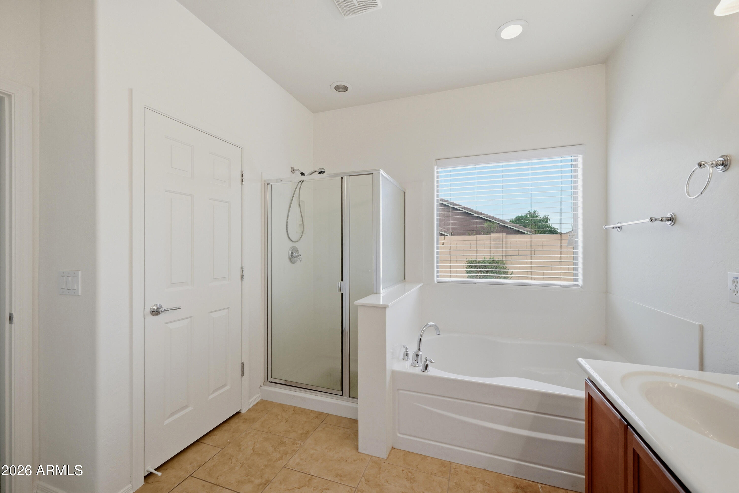 5752 W PEDRO Lane