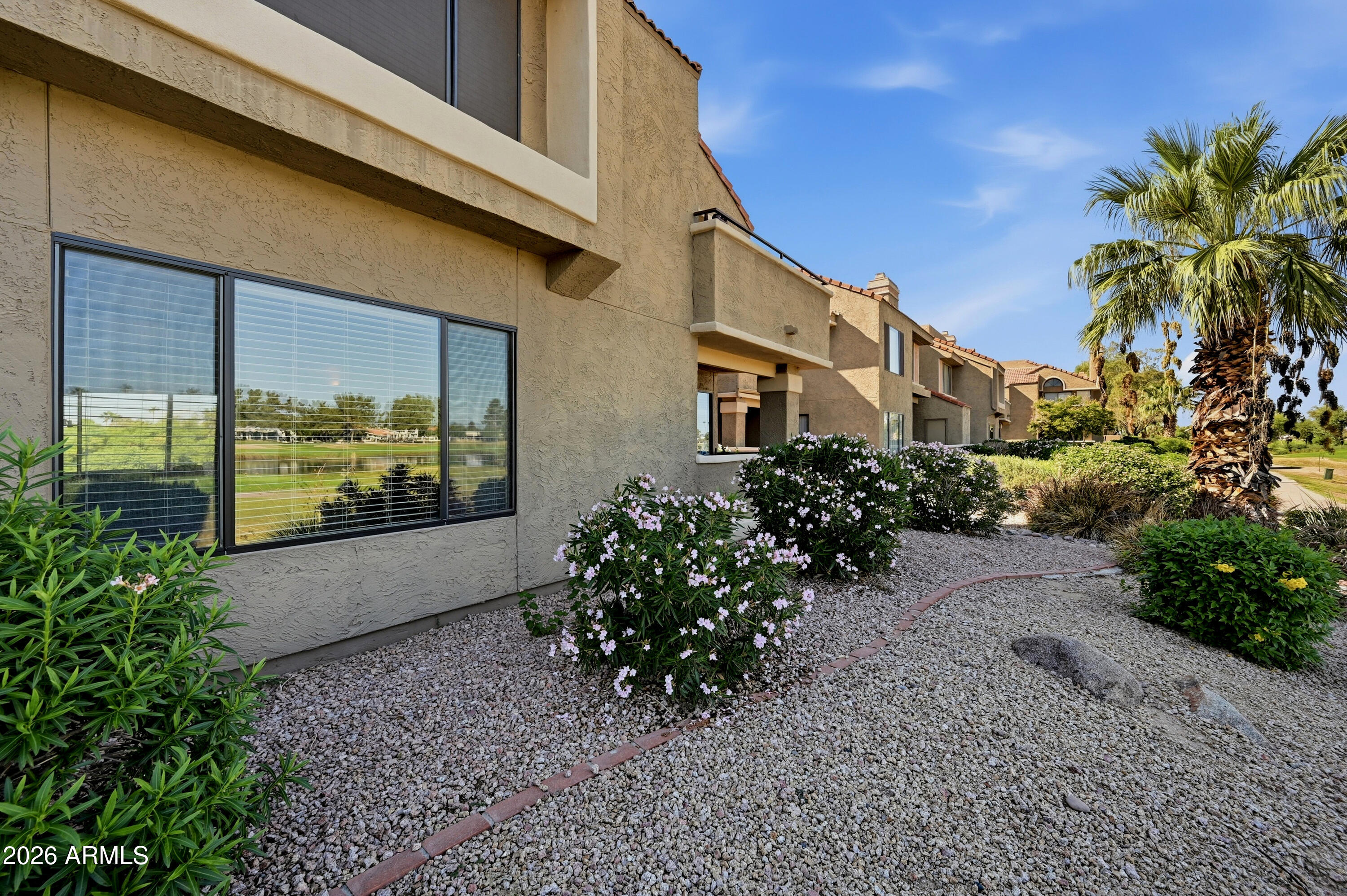 5122 E SHEA Boulevard 1062