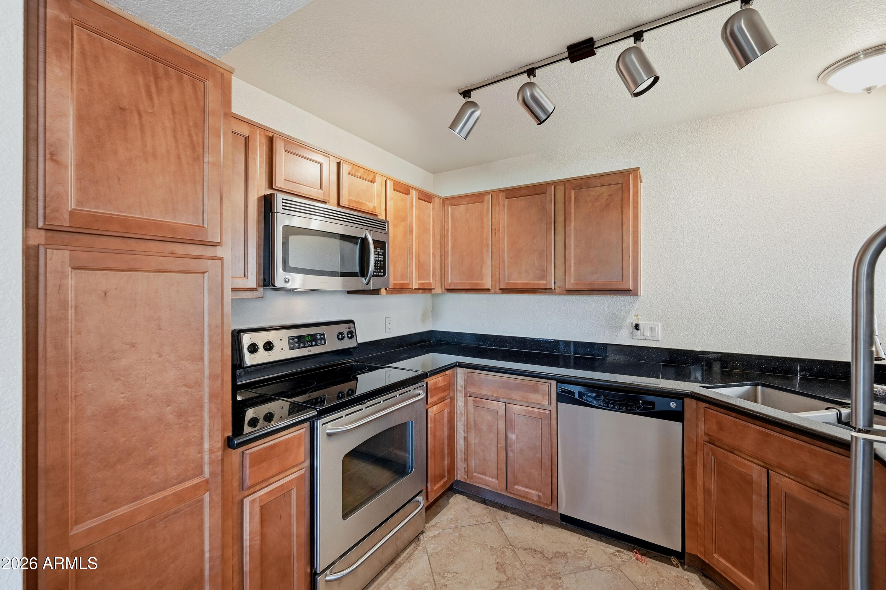 5122 E SHEA Boulevard 1062