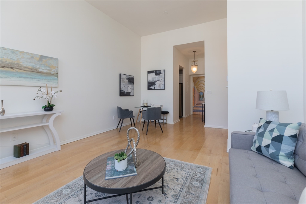350 West 4th # 301