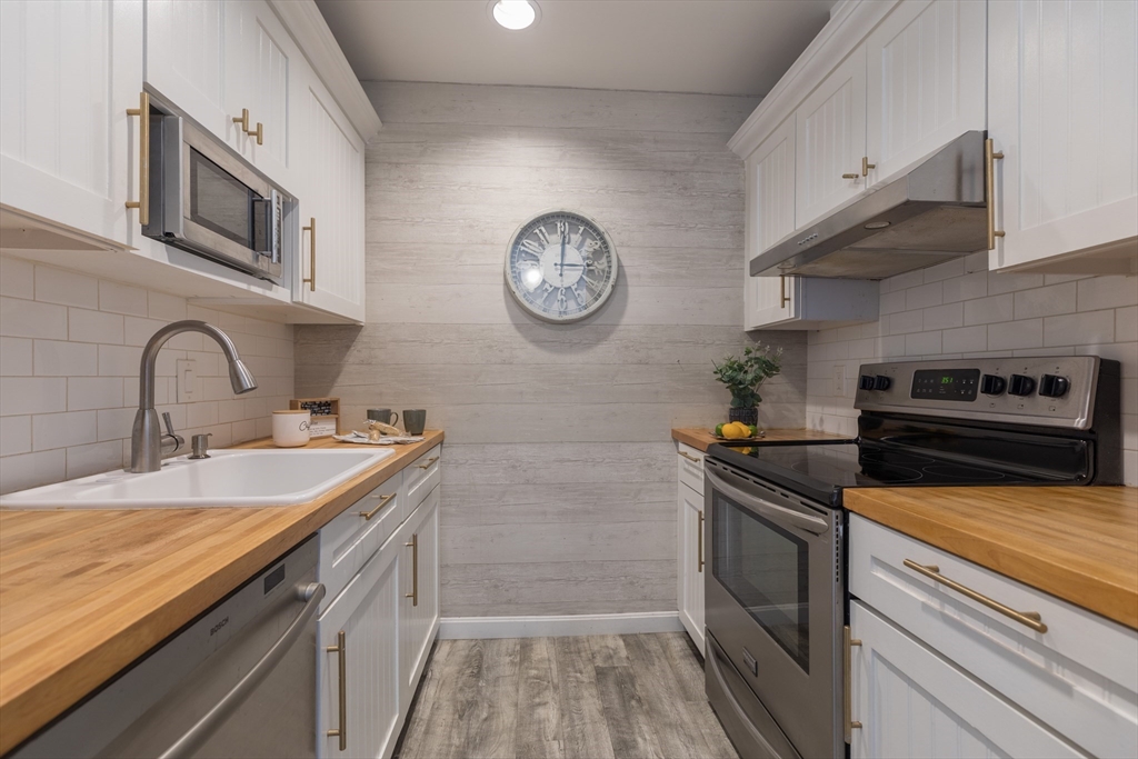 350 West 4th # 301