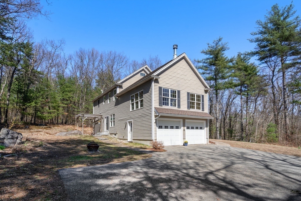 22 Wedgewood Rd