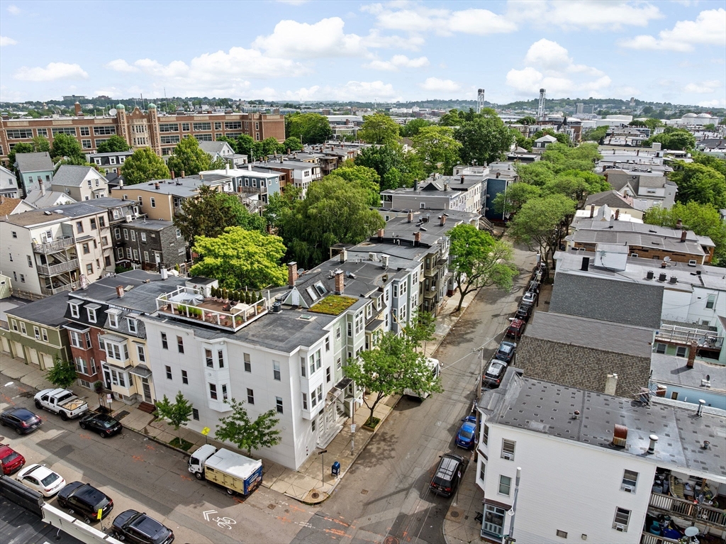 108-110 Trenton St # 1