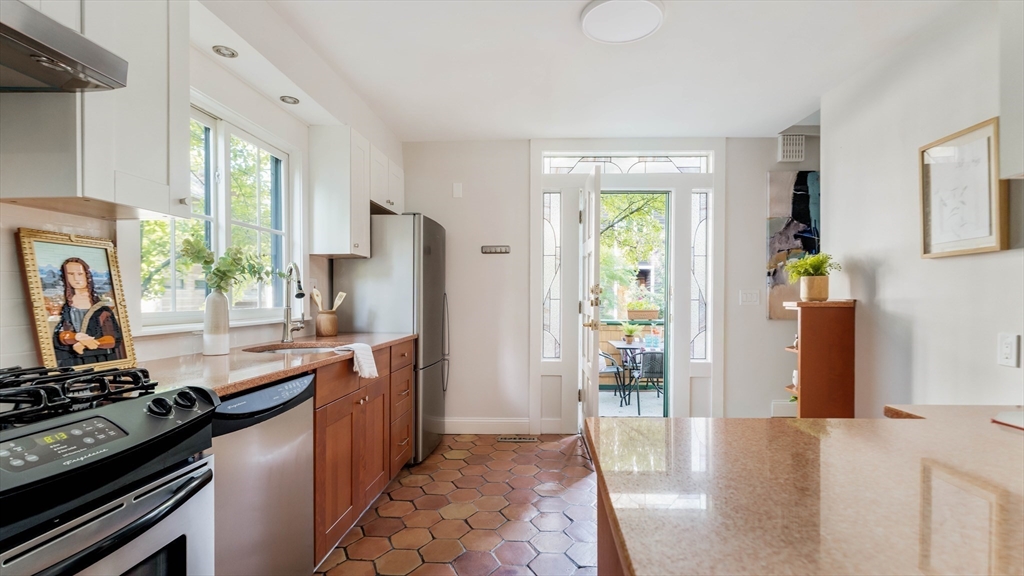 32 Bellis Circle