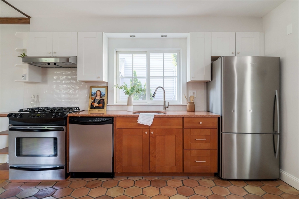 32 Bellis Circle