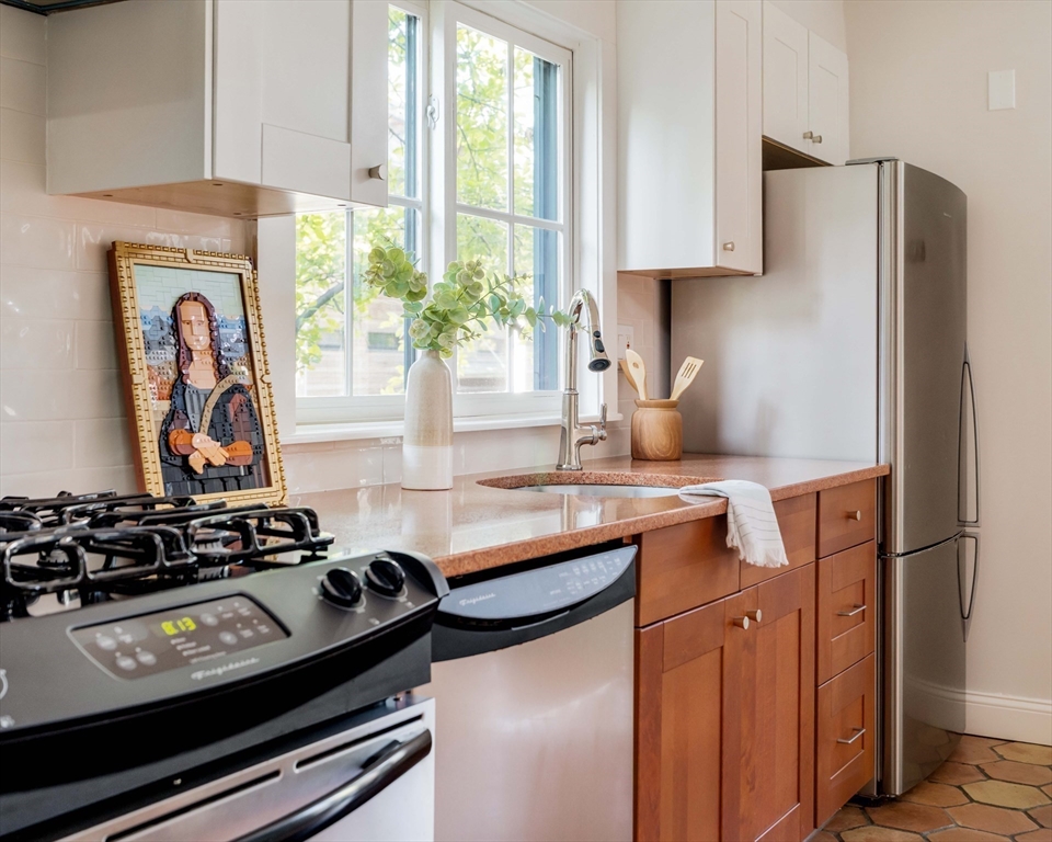 32 Bellis Circle