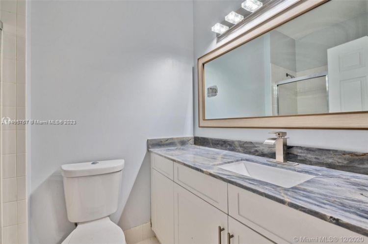 16123 Emerald Cove Rd # 16123