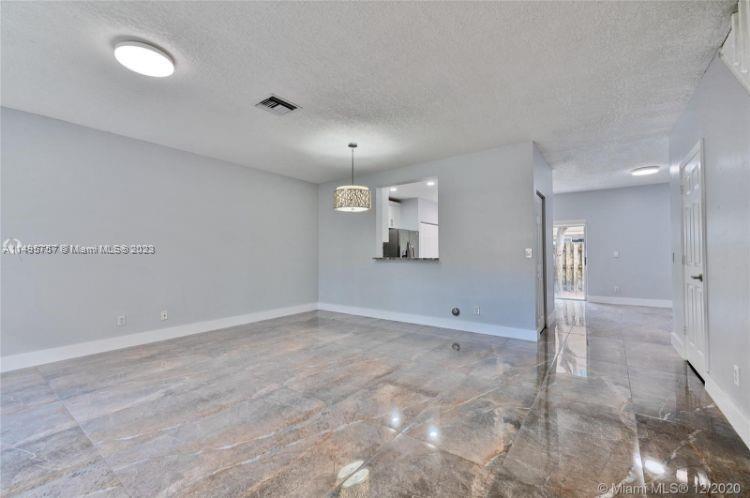 16123 Emerald Cove Rd # 16123