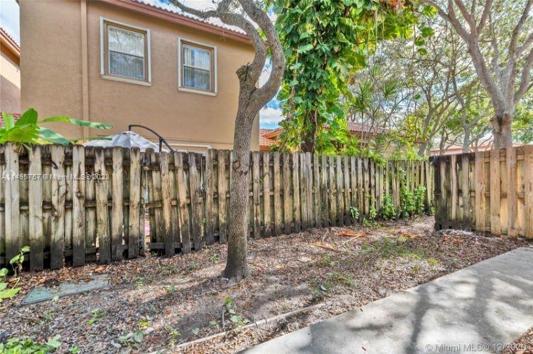 16123 Emerald Cove Rd # 16123