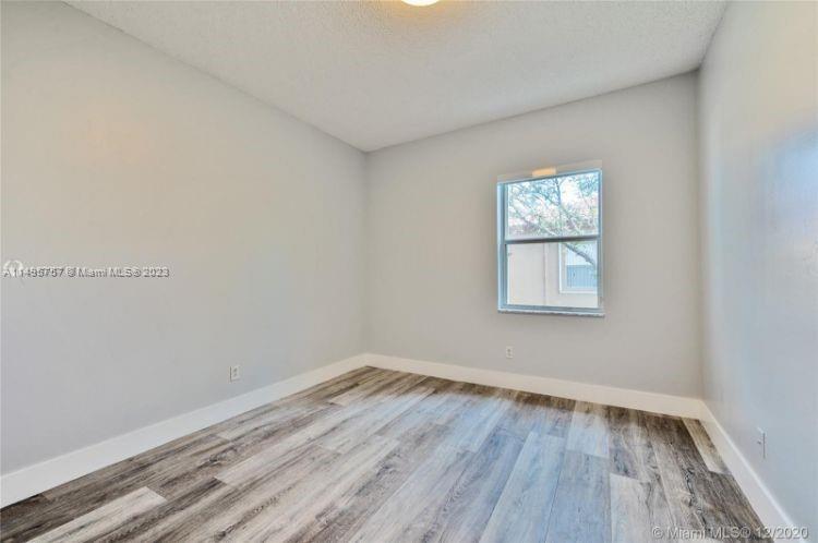 16123 Emerald Cove Rd # 16123