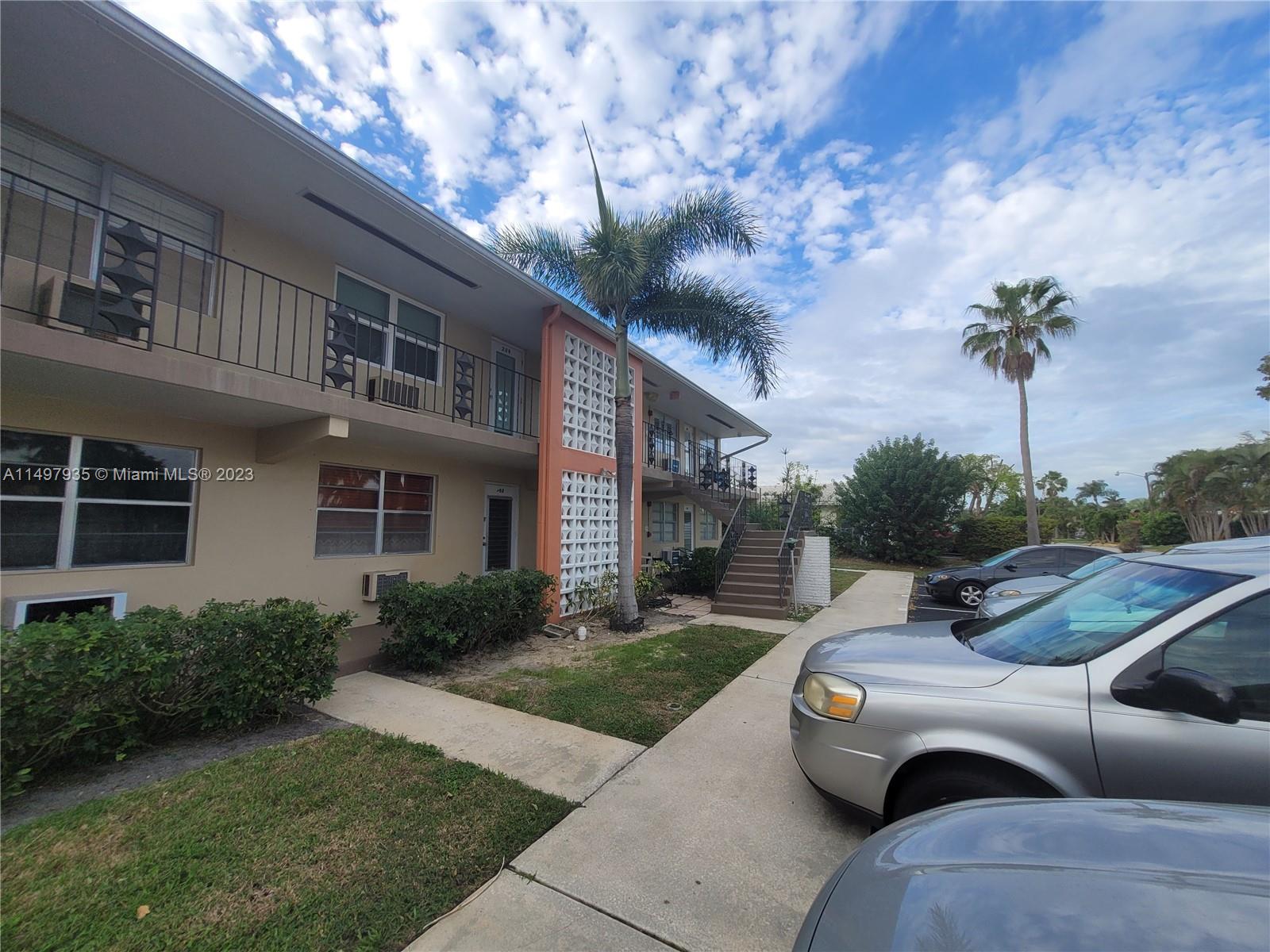 2106 NE 56th Ct # 107