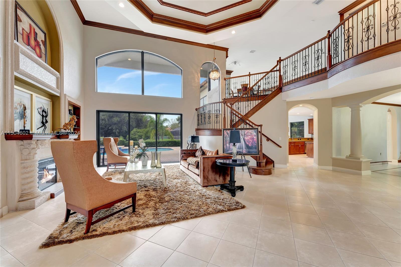 10123 S Lake Vista Cir