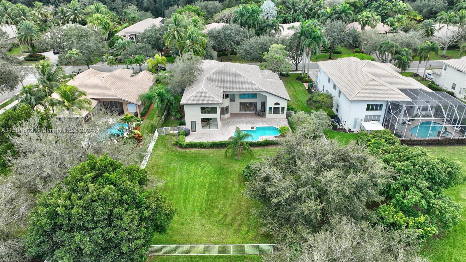 10123 S Lake Vista Cir