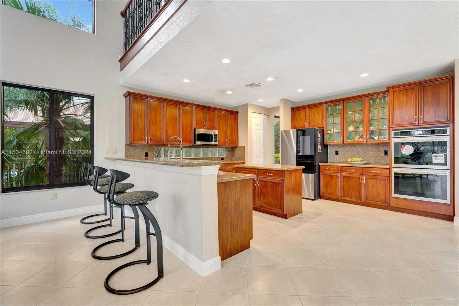 10123 S Lake Vista Cir