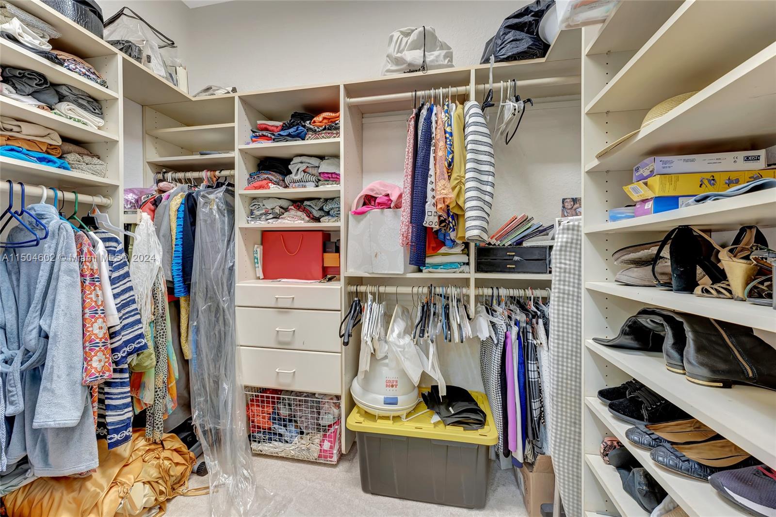 10123 S Lake Vista Cir