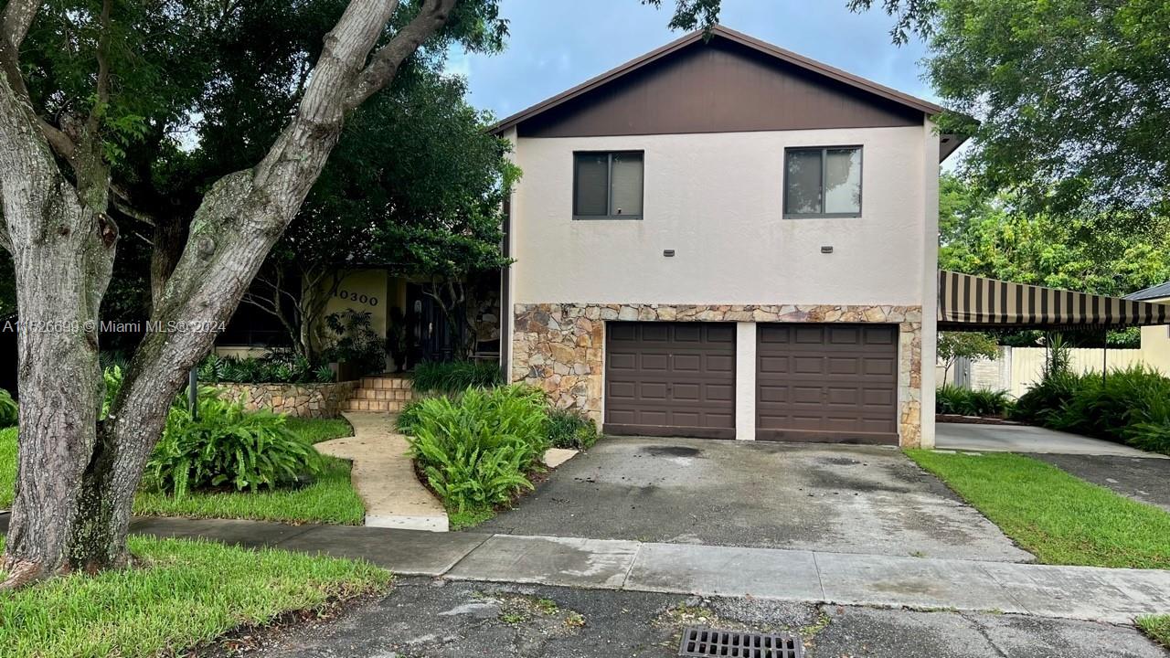 10300 SW 116th Ave