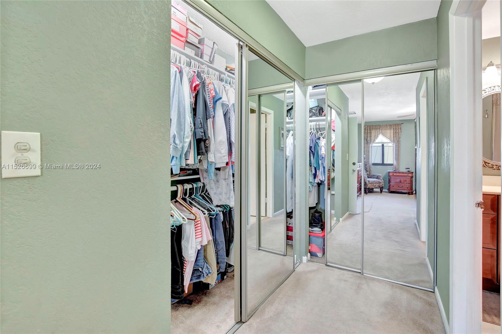 10300 SW 116th Ave
