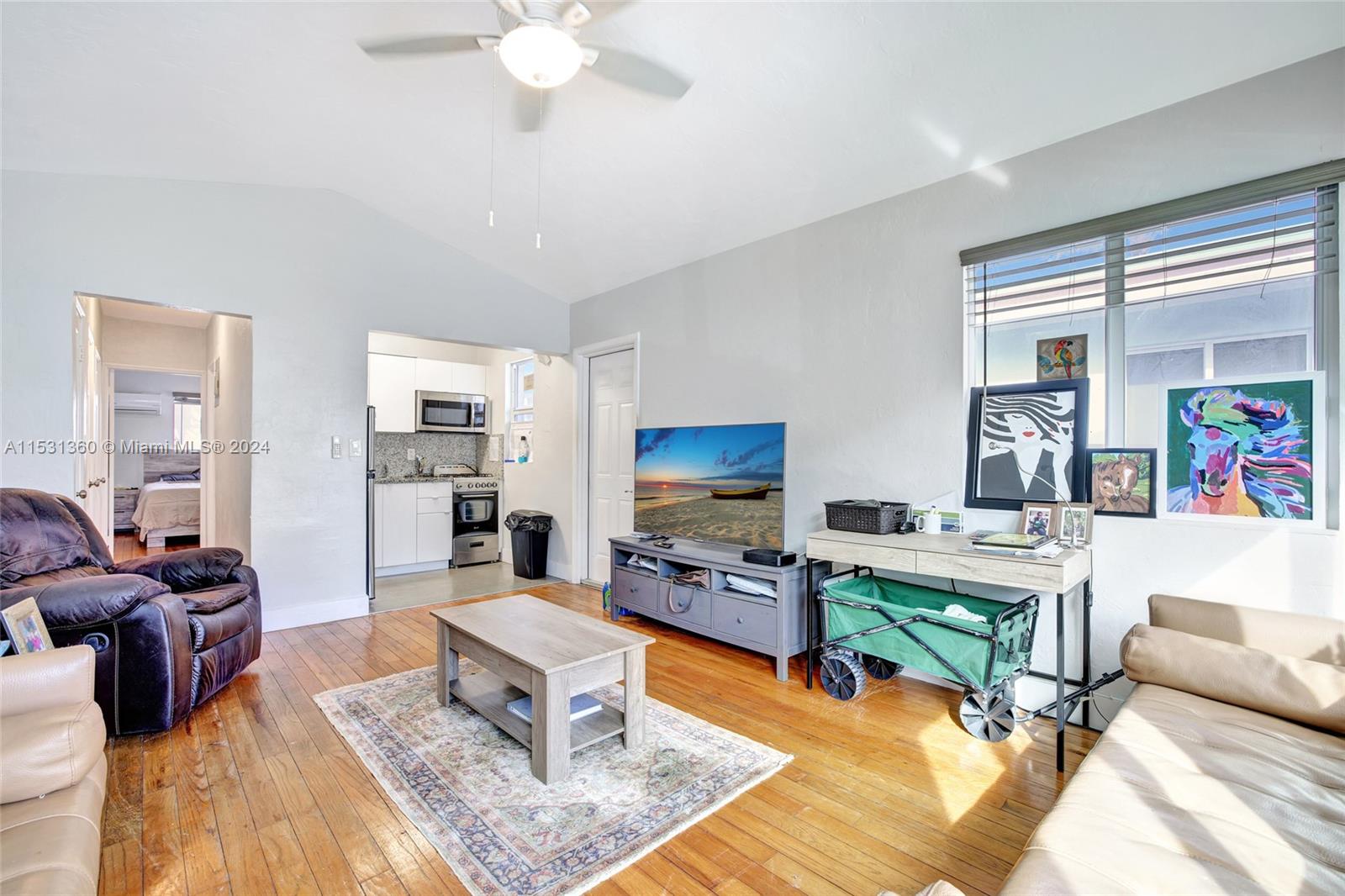329 Monroe St