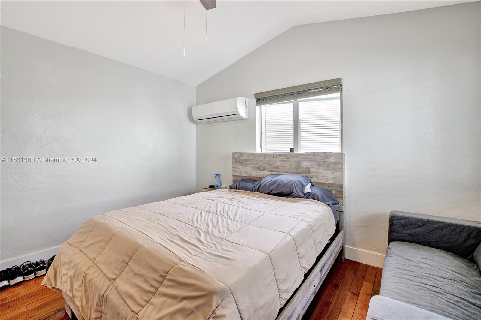 329 Monroe St