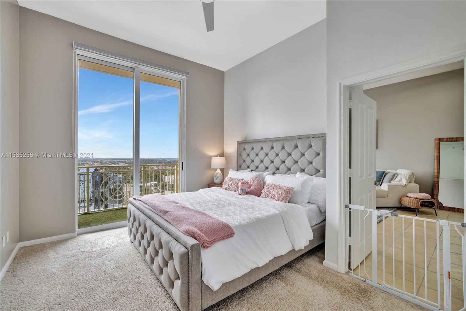 511 SE 5th Ave Unit: PH12 (2512)