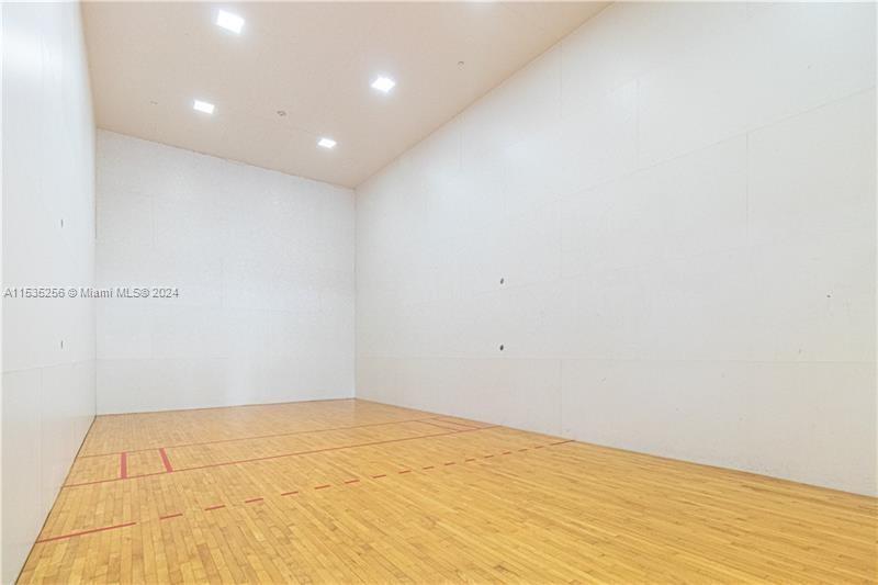 511 SE 5th Ave Unit: PH12 (2512)
