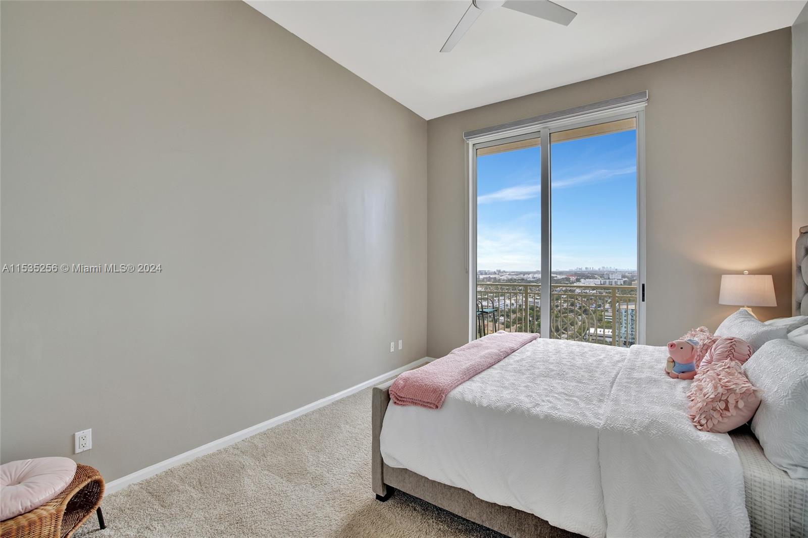 511 SE 5th Ave Unit: PH12 (2512)