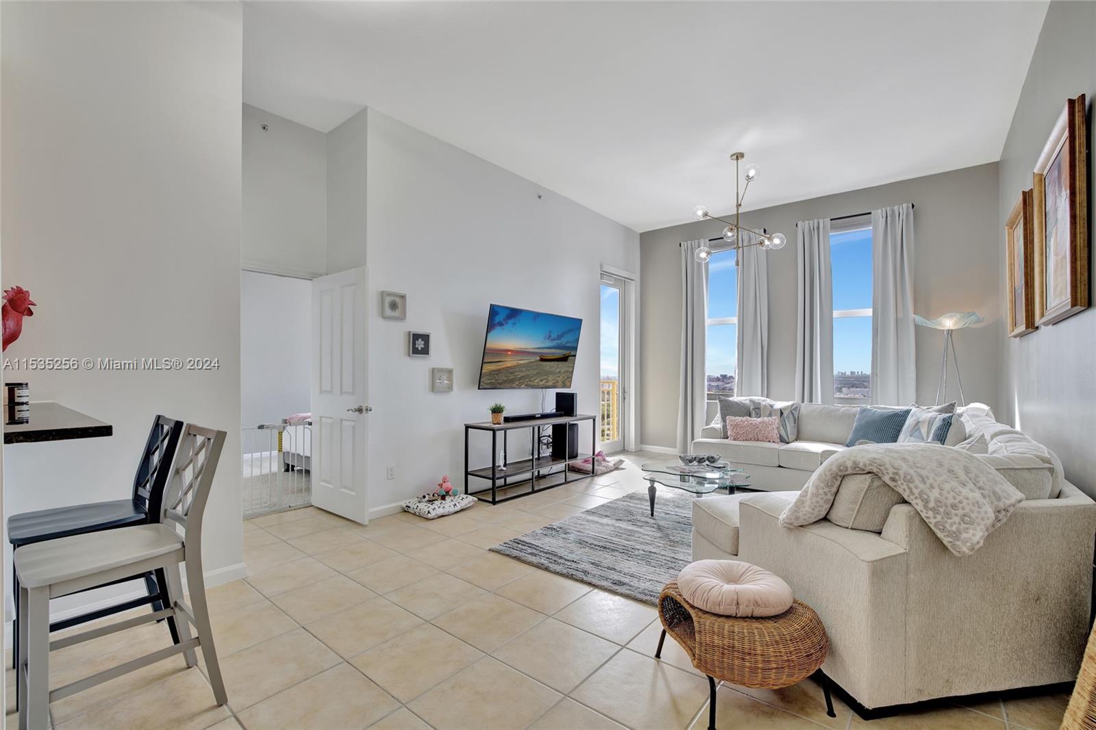 511 SE 5th Ave Unit: PH12 (2512)