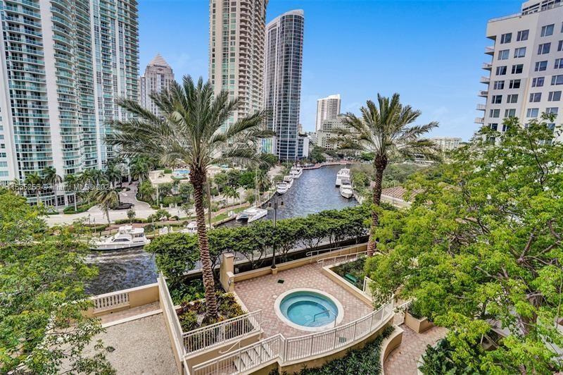 511 SE 5th Ave Unit: PH12 (2512)