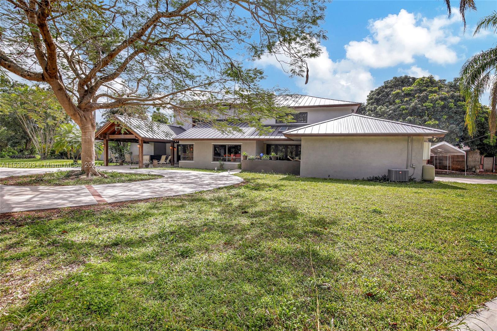 23825 SW 144th Ave