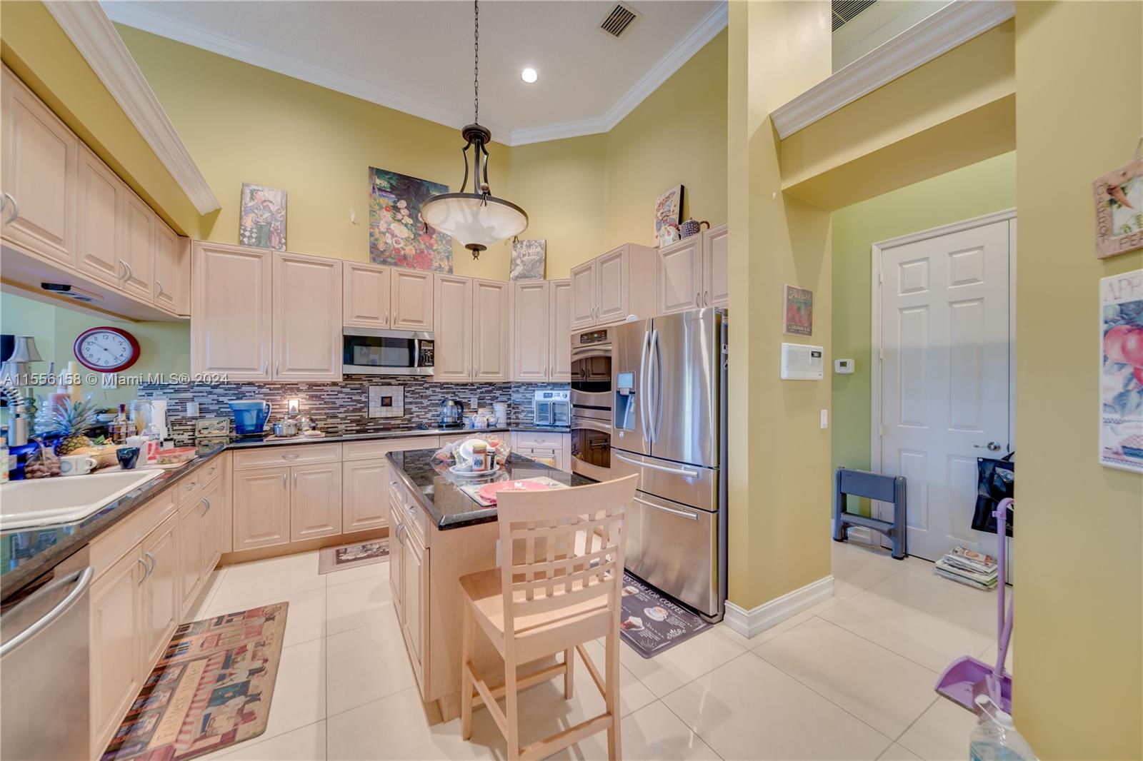 3987 SW 140th Ave