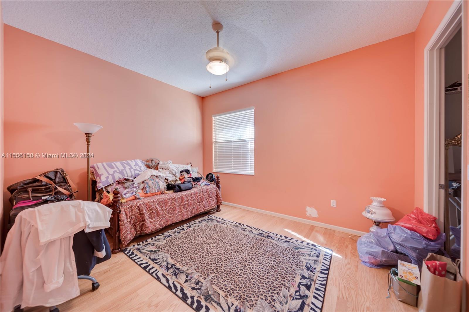 3987 SW 140th Ave