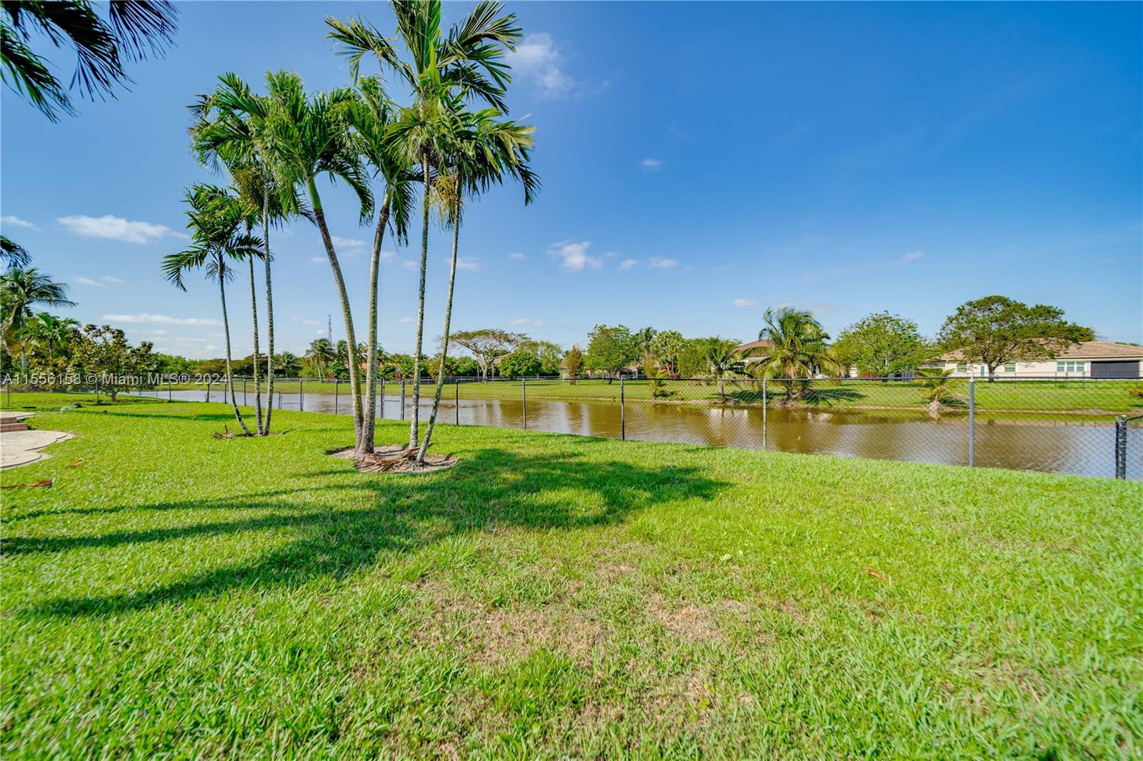 3987 SW 140th Ave