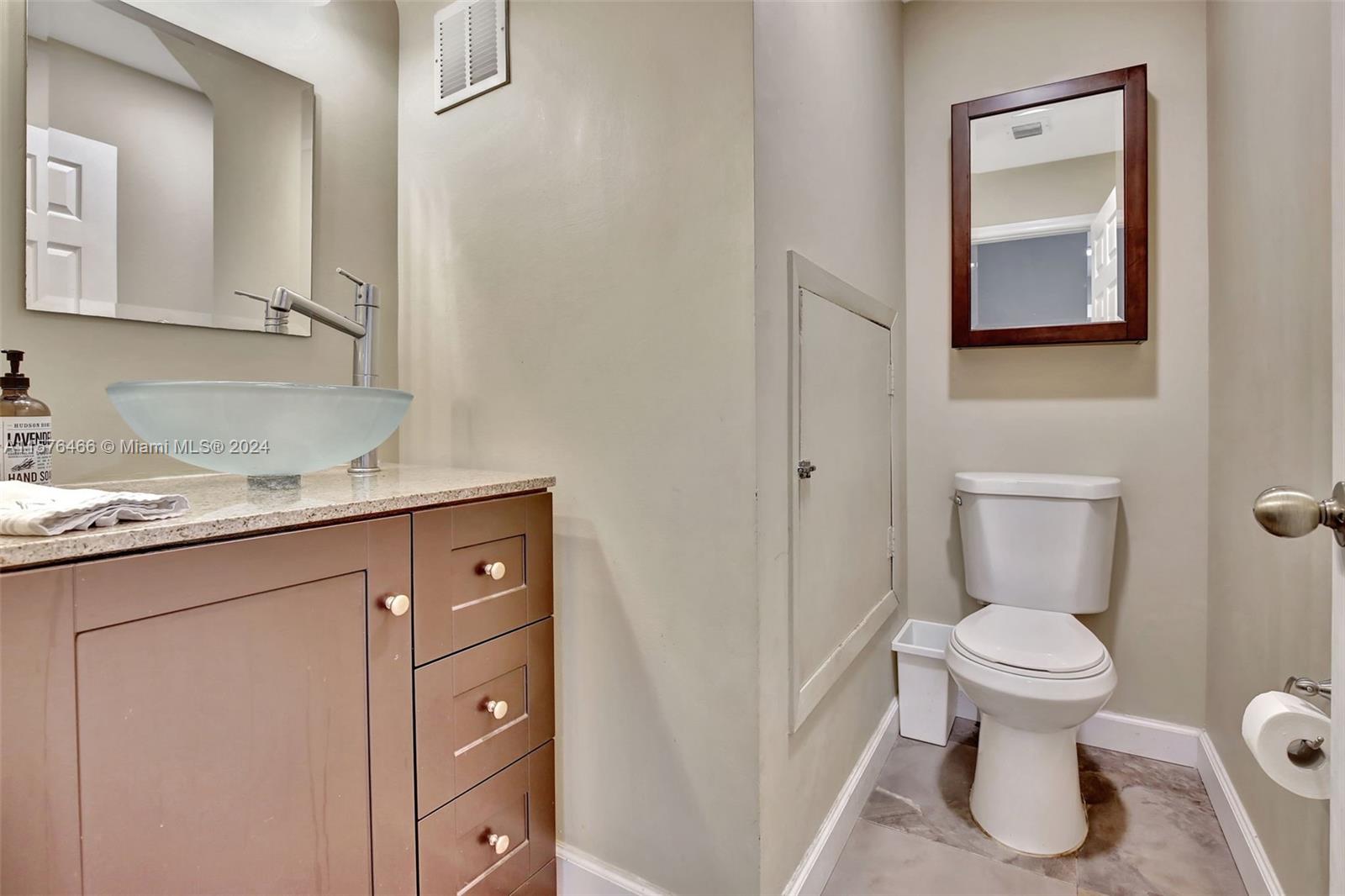 20815 NW 1st St # 20815