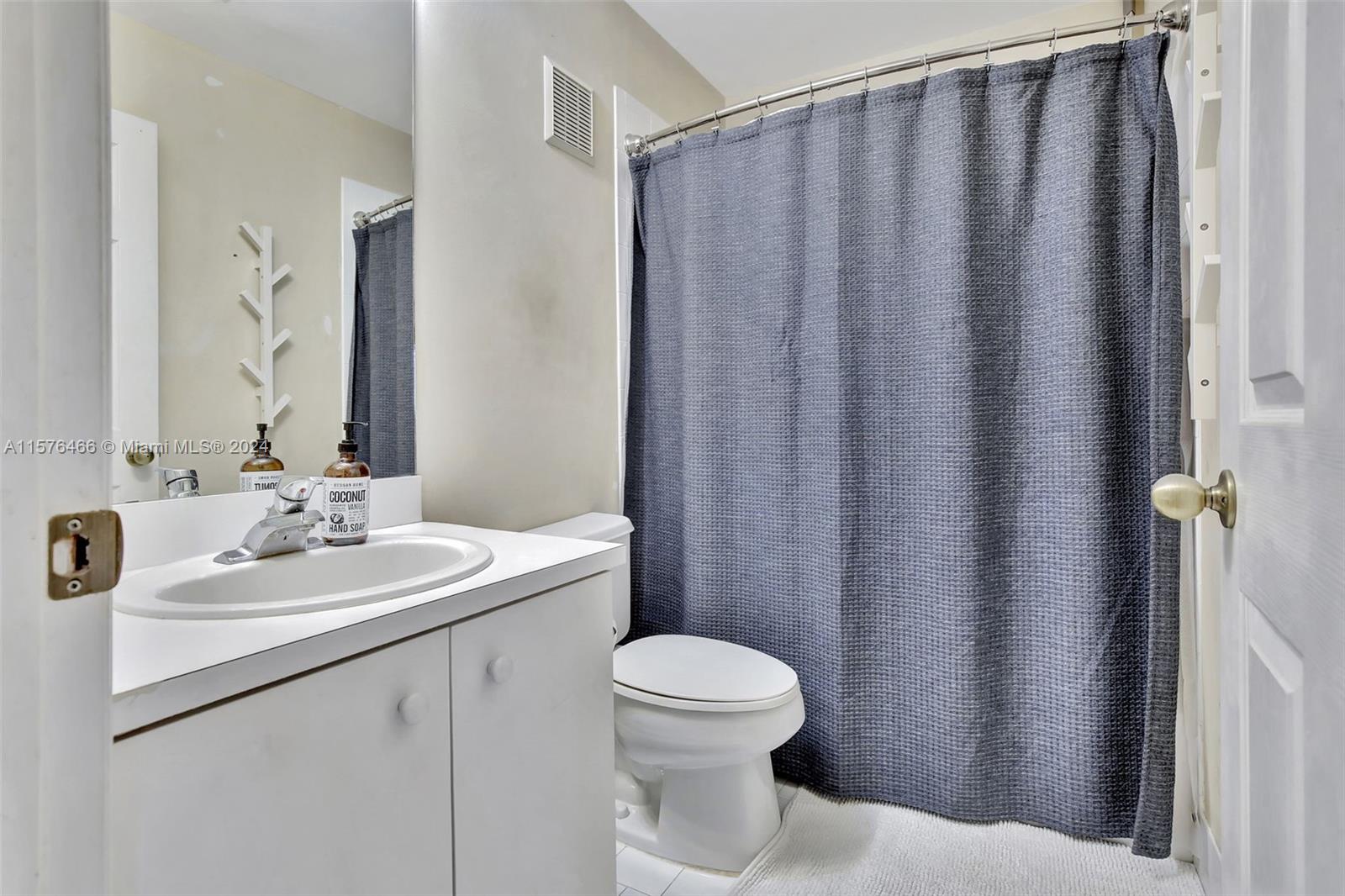 20815 NW 1st St # 20815