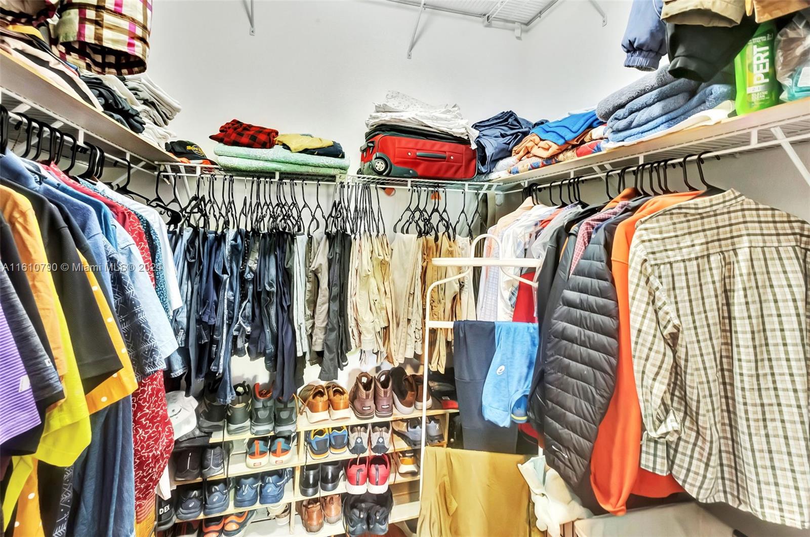 10702 NW 77th St # 10702